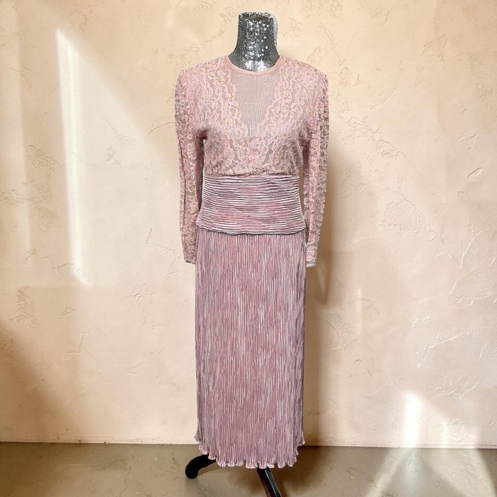 Vintage 80s Romantic Lace Maxi Dress Medium Ruched Waist Pleated Formal Party